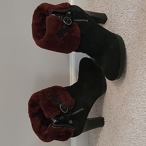 Ugg Scarlett faux fur lined suede boots, sz 10